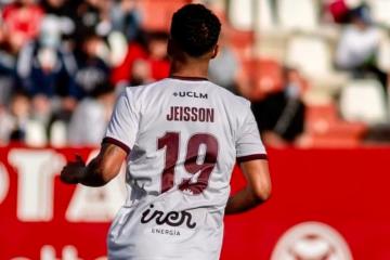 Martínez: "Es complicado que un futbolista ascienda con equipos diferentes"