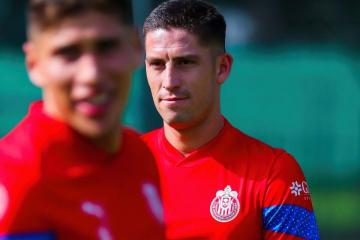Ormeño no estará ante su 'ex' y debutaría ante Juventus