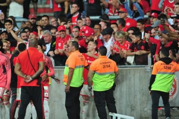Internacional goleó al Fluminense