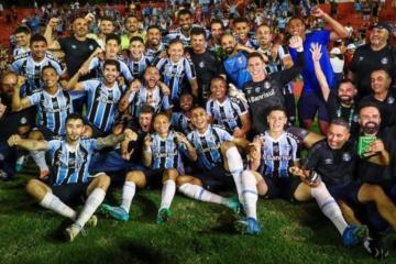 (VIDEO) Gremio de Porto Alegre goleó y selló su retorno al Brasileirao