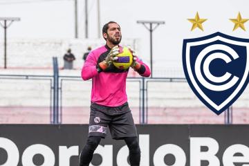Cerrado: 'Pato' Álvarez atajará en Cienciano