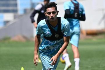 Sandoval: "Tengo un año más de contrato en Cienciano con una cláusula de salida al exterior"