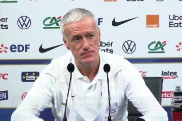 Deschamps: "Debemos de asegurarnos de limitar a Lewandowski"