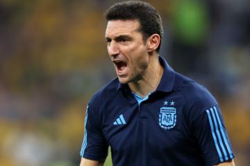 Scaloni: "El fútbol tiene estas cosas, momentos donde hay que ir a la guerra, dar hasta la última gota de sudor"