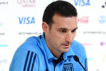 Scaloni estuvo molesto por filtración de información: "No sé si jugamos para Argentina o para Holanda"