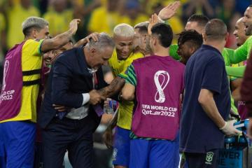 Tite: "Ha sido muy bonito darle minutos a Weverton"
