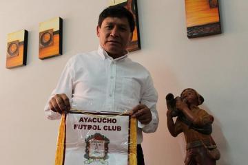 Bellido: "Es prioritario estar en la Liga 2, pero..."