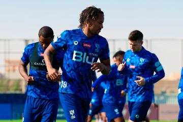 Con Carrillo, Al Hilal partió a Marruecos para el Mundial de Clubes