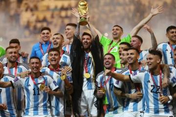 El campeón del mundo pactó dos amistosos