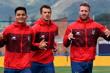 Carando: "Somos 6 extranjeros, espero ser peruano lo antes posible"