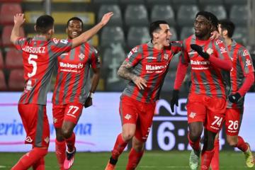 Roma cayó por 2-1 con Cremonese y pierde chance de ascender en la Serie A