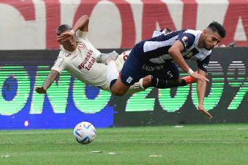 Zambrano: "No fue un gran partido nuestro, pero lo ganamos"