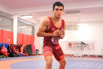 Nilton Soto intensifica su preparación para Panamericano de lucha en Argentina