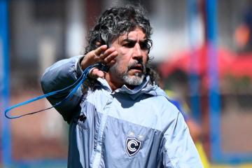 Álvarez: "Asumo la responsabilidad de la derrota, Universitario nos superó"
