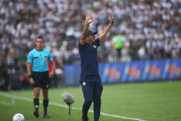 Salas: “Nos pone muy contentos el triunfo y esperemos seguir así”