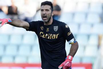 Buffon: "Me gustaría dejarlo después de la próxima temporada"