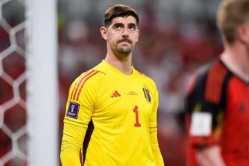 Courtois abandonó concentración de Bélgica por lesión