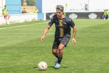 Burlamaqui fue titular en empate del Intercity con Amorebieta