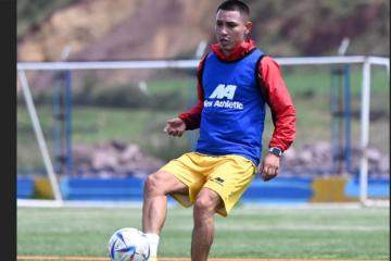 Deza sobre duelo ante Universitario: "Vamos por la clasificación"