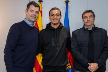 Barcelona fichó a hijo de Ronaldinho para el equipo Sub-19