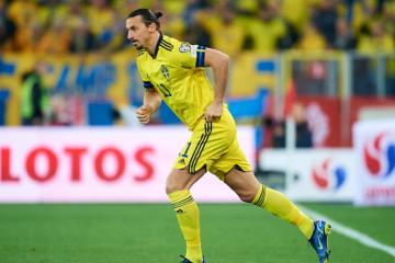 Ibrahimovic: "Me siento como el padre de este equipo"
