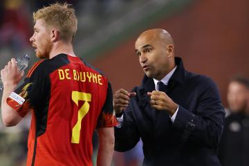 De Bruyne dispara a Martínez: “Cuando todos están en su puesto, surge la calidad”