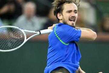 Medvedev arrancó con cómodo triunfo en Miami