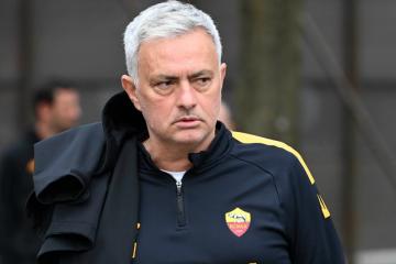 Mourinho: "Es difícil encontrarle puntos débiles a la Real Sociedad"