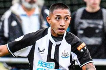 Rodrigo Vilca anotó en la derrota de 3-1 de Newcastle Sub-21 con Nottingham Forest
