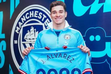 Julián Álvarez renovó con Manchester City hasta el 2028