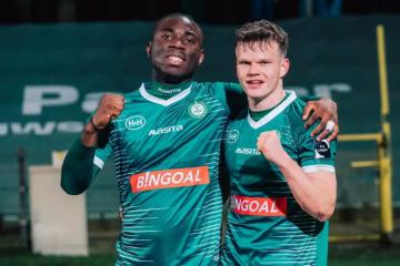 Sin Aguilar, Lommel SK superó por 1-0 a Dender por la liga belga