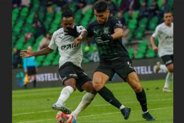 Yordy Reyna debutó en el futbol ruso