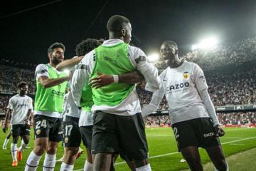Valencia ganó y vuelve a respirar en La Liga