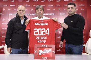 Ricardo Zielinski fue oficializado como nuevo DT de Independiente