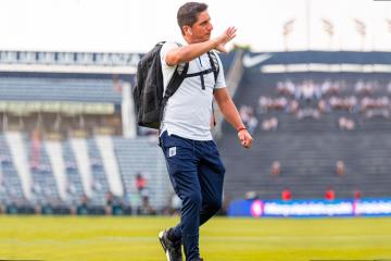 Bellina: "'Chicho' Salas no corre riesgo alguno para dejar de ser técnico de Alianza Lima"