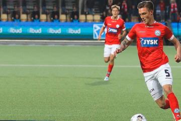 Con Sonne los 90 minutos,  Silkeborg perdió por 2-1 con Horsens por la fecha 24 de la liga suiza