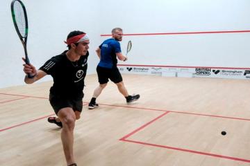 ¡Solo sabe ganar! Diego Elías superó a Makin y ahora jugará ante egipcio Elshorbagy