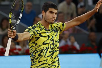 Carlos Alcaraz se metió a octavos de final del Masters 1000 de Madrid