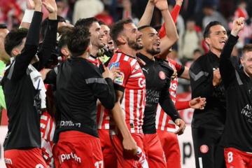 Alexander Callens buscará sumar minutos ante Sevilla