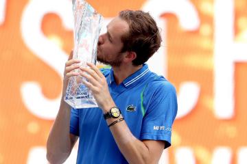 Daniil Medvedev venció a Jannik Sinner y gritó campeón en Miami
