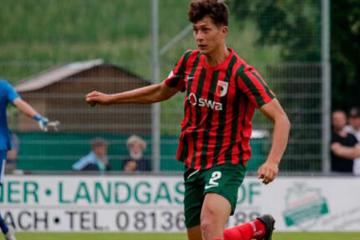 Fabio Gruber anotó en derrota del Augsburg II