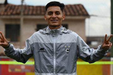 Sandoval: “Acá de locales tenemos que ser más fuertes”