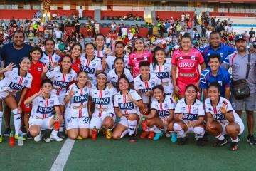 Carlos Mannucci debutó con victoria ante Sporting Victoria en la Liga Femenina