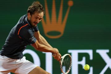 Partidazo: Medvedev remontó a Zverev y pasó a cuartos de Montecarlo