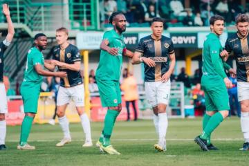 Sin Aguilar, Lommel SK venció por 1-0 a Virton por la liga belga