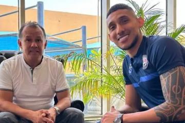 ¡Turno de Arabia! Juan Reynoso se reunió con Christofer Gonzáles