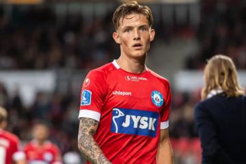 Con Sonne, Silkeborg perdió por 2-0 con Odense por la liga danesa