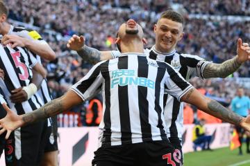 Newcastle venció al Manchester United y lo superó en la tabla