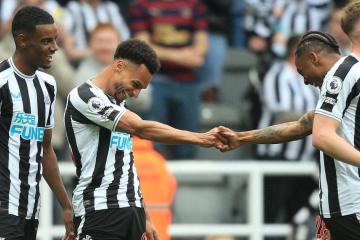 Newcastle humilló por 6-1 al Tottenham