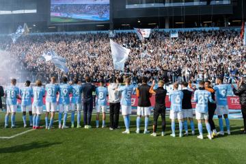 Con Sergio Peña de titular, Malmö ganó en casa